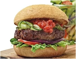 Burger  120g of 180g met kaas, Apollo, tomatenchutney sause,Augurt, sla en rode ui. 